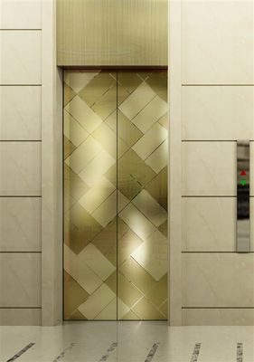 Asansör uygulamaları için 70 Mikron PVC ile 1219x2438mm'lik 304 paslanmaz çelik levha kazınmış altın ayna