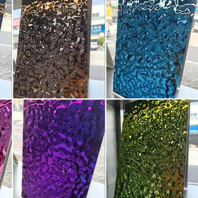 İyi fiyat 304 Paslanmaz Çelik 0.65mm Kalınlık Gümüş Ayna Yüzey Su Dalgalı Damgalı PVD Kaplamalı Paslanmaz Çelik Levha çevrimiçi