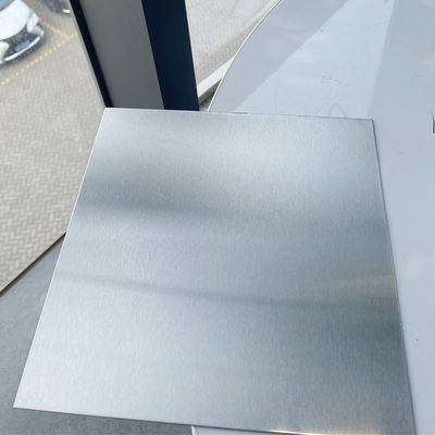 İyi fiyat 0.65mm Kalınlığı Saç çizgisi Finish Kahverengi Altın PVD kaplanmış NO.4 Paslanmaz çelik levha SS Dekoratif levha çevrimiçi