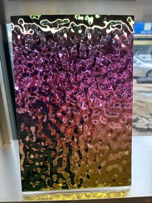 0.65mm Kalınlığı Gümüş Ayna Finish Tavan ve Duvar Dekorasyonu için PVD Paslanmaz Çelik Yaprak