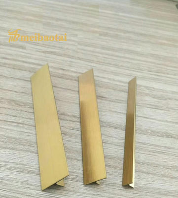 İyi fiyat POSCO Malzemeli ve 3048mm Uzunluklu Altın Kaplama Paslanmaz Çelik Karo Kenarlığı T Şekli çevrimiçi