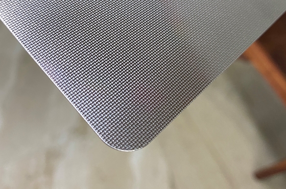 Çift PVC Kabartmalı Paslanmaz Sac SS 201 Malzeme HV230 Sertlik