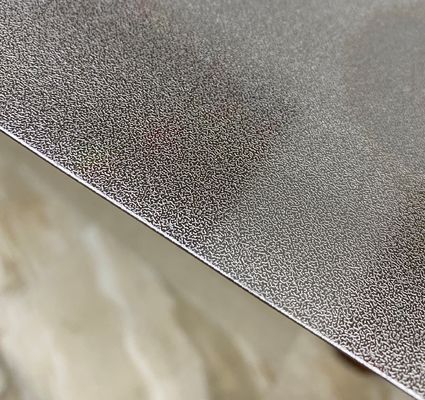 İyi fiyat SS304 4*8ft 0.65mm Paslanmaz Çelik Kabartmalı Sac Dekorasyon Plakası çevrimiçi